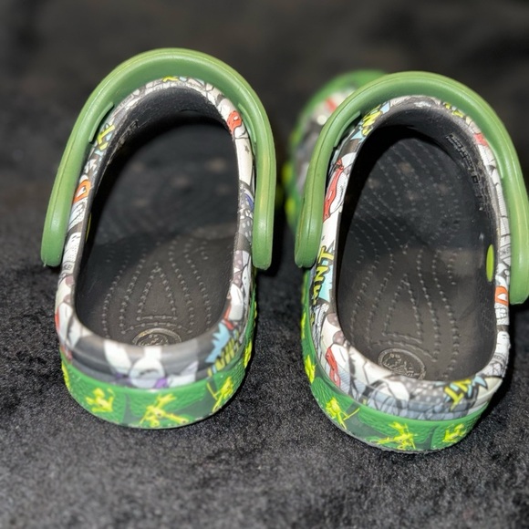 CROCS BUMP IT TMNT CLOG Yth's (M) Black Croslite Slip-On Clogs - Picture 5 of 9